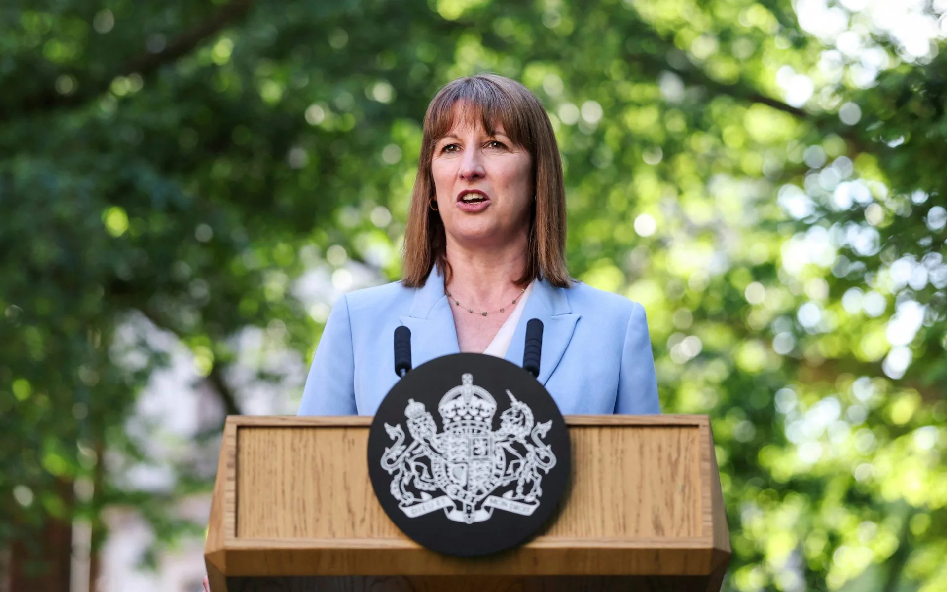 Reeves’ Welcome U-Turn on Cash ISAs